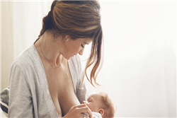 母婴科普贴 | 母乳喂养有十大错误！据说新生妈妈中过招？